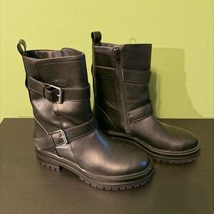 Black Leather Women's Boots